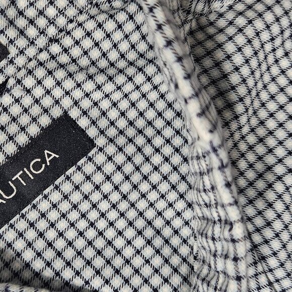 Nautica Men’s XL Micro-Check Button Down Shirt 100% Cotton (Hong Kong) - Picture 5 of 7